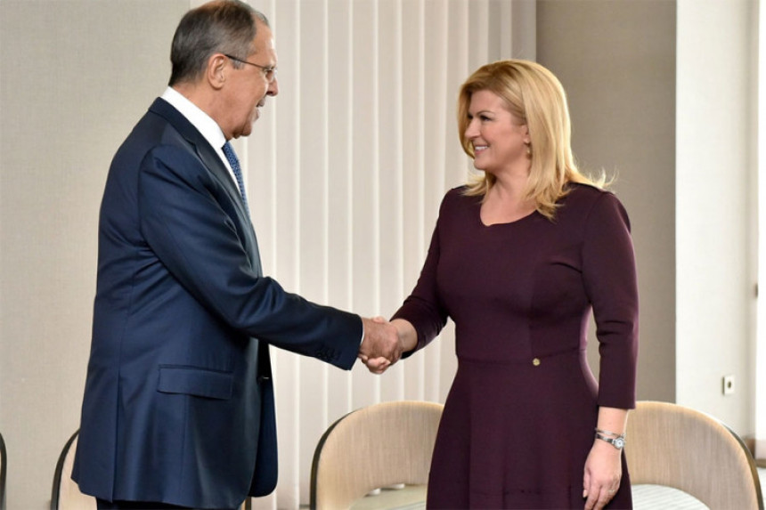 Grabar-Kitarović i Lavrov o izborima