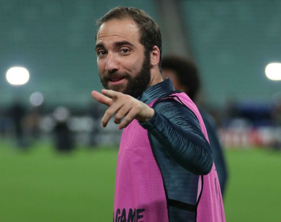 Iguain bi da kod kuće završi karijeru!