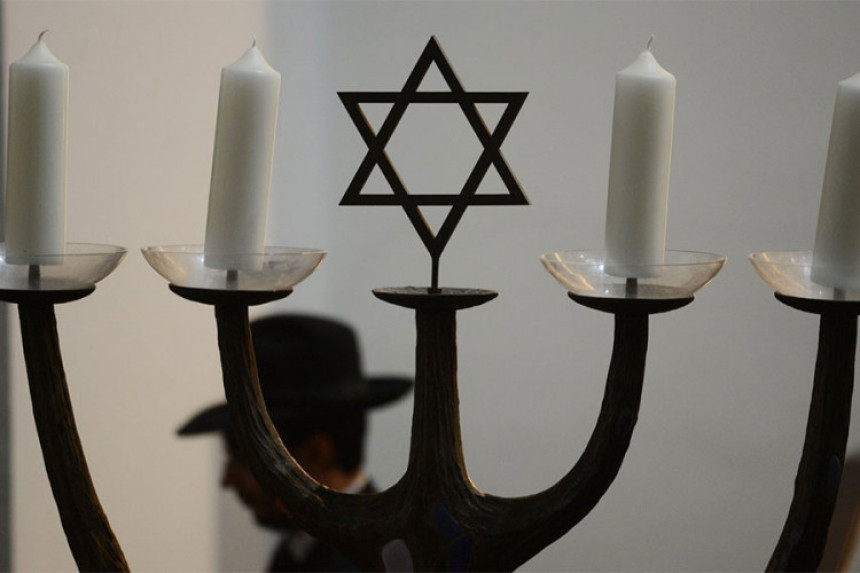 Muslimani se greškom molili u sinagogi