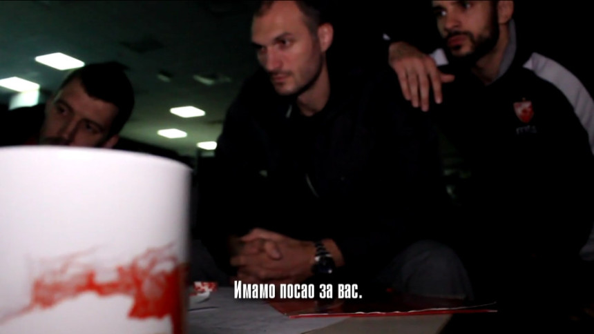 Video: Željko ima ''tajni zadatak'' za košarkaše Zvezde! Simonović opet ''ukrao'' pehar!