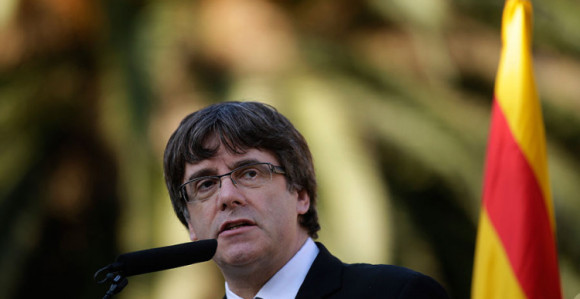 Ostavke poslanika: "Ti si izdajnik"!