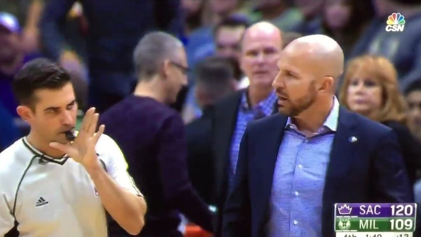 Видео: Кид изгубио живце, избио судији лопту!