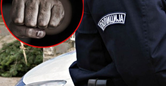 Svi ćutali dok je policajac tukao ženu