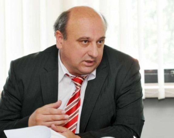 Predsjednik Komisije radio u korist Čolovića