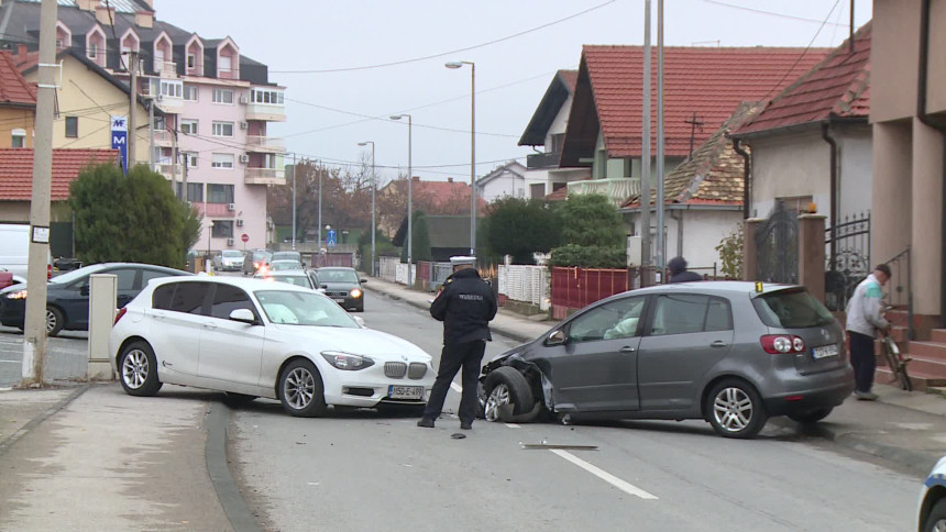 Sudar vozila u centru Bijeljine