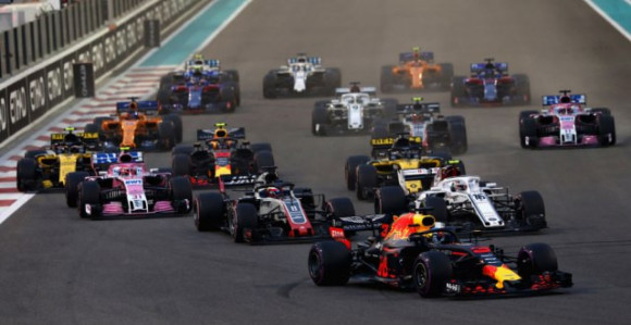 Формула 1 обновила уговор с Пирелијем!