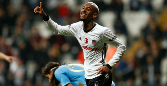 Babel pominjao majku navijaču...!