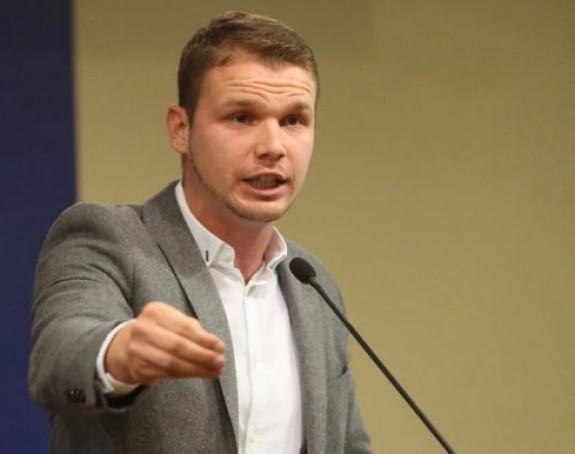 "Poništiti tender od 800.000 KM za projekat e-bebe"