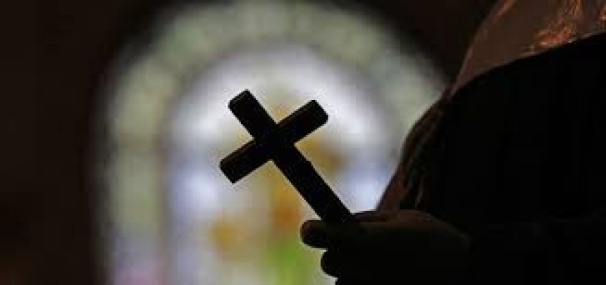 Blic: Sveštenik zlostavljao dijete