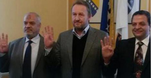 Izetbegovića će tek da zaboli glava?