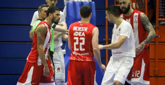 Video: Bilo je na ivici tuče u "Pinkiju"!