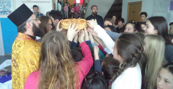 Slavili i dijelili svetosavske poklone