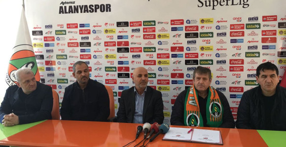 "Pape" ima novi klub, u Turskoj!