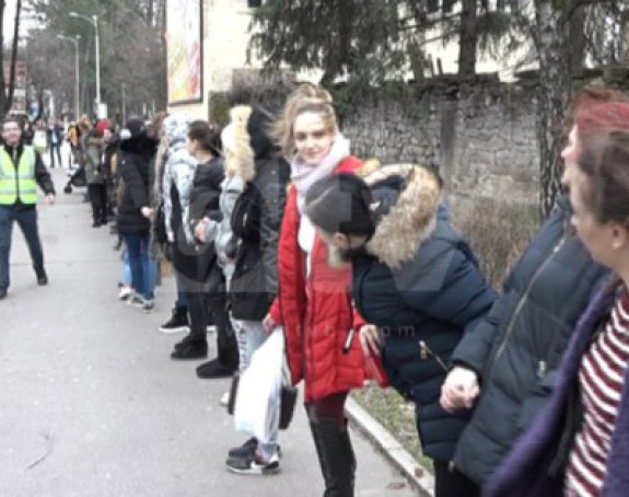 Пети пут мајке излазе на протесте 