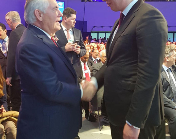 Vučić u Davosu sa Tilersonom
