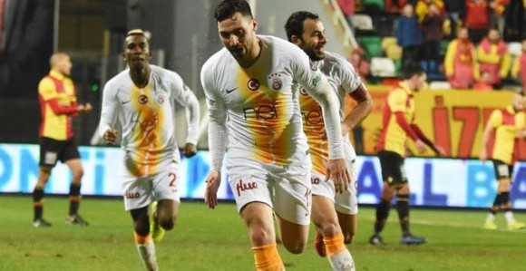 TUR: Galata se ''nudila'', pa slavila!