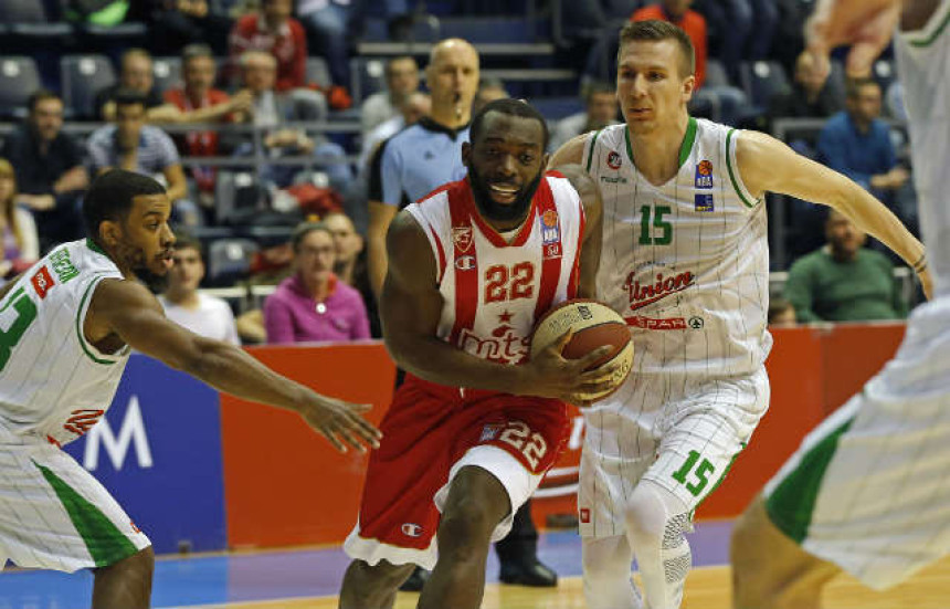 ABA: Zvezda razbijala Olimpiju, pa povukla ''ručnu''!