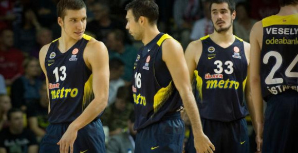 Odlični Bogdan i Kalinić u pobjedi Fenera!