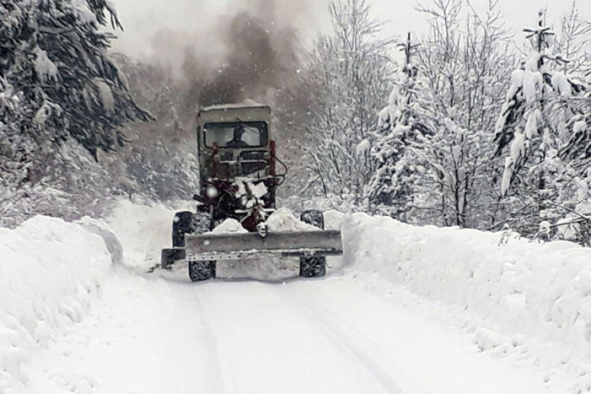 I danas snijeg, na planinama -20 