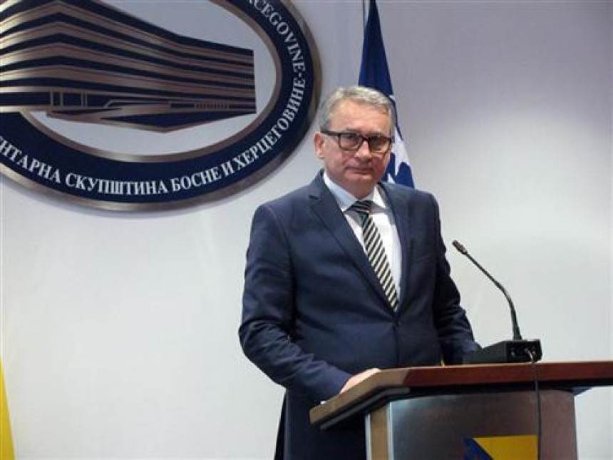 Bosić traži konstitutivnost Srba i pravo na srpski jezik i ćirilicu u kantonima FBiH 