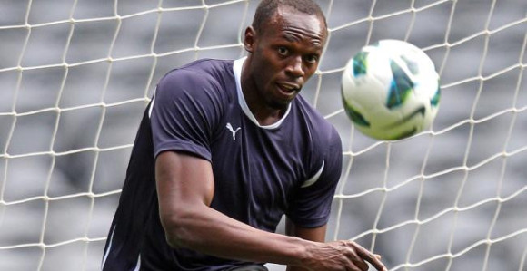 Bolt u "Timu svijeta" protiv Engleske na Old Trafordu!