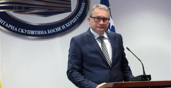 Bosić traži konstitutivnost Srba i pravo na srpski jezik i ćirilicu u kantonima FBiH