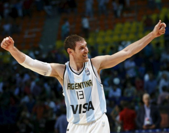 Legendi u čast: Broj "13" otišao pod svodove!