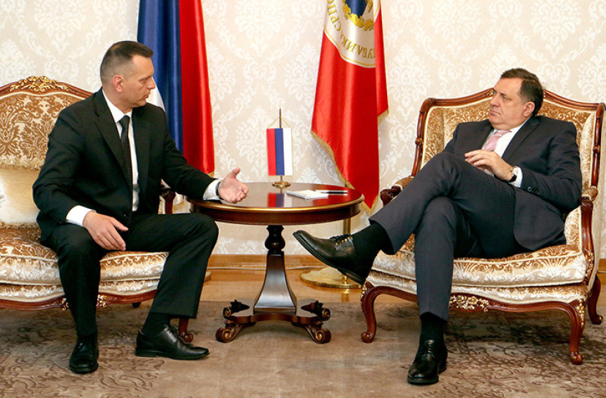 Dodik razočaran u Lukača?
