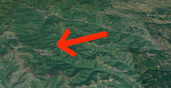 Albanci upali u selo Rastelica 