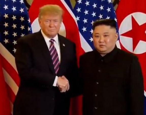 Susret Trampa i Kima u Hanoju