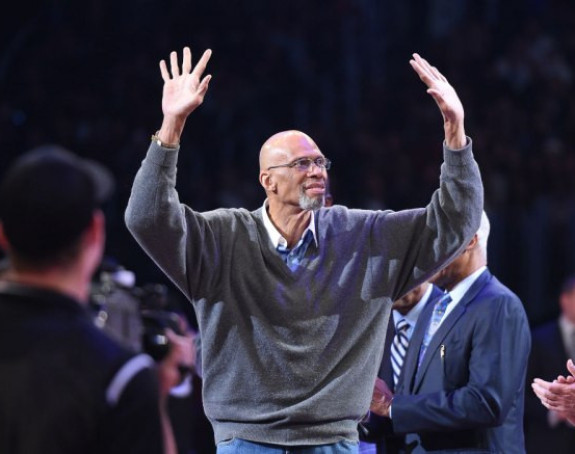 Legenda daje šampionsko prstenje u dobrotvorne svrhe!