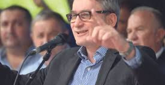 Dodik vuče nerazumne poteze