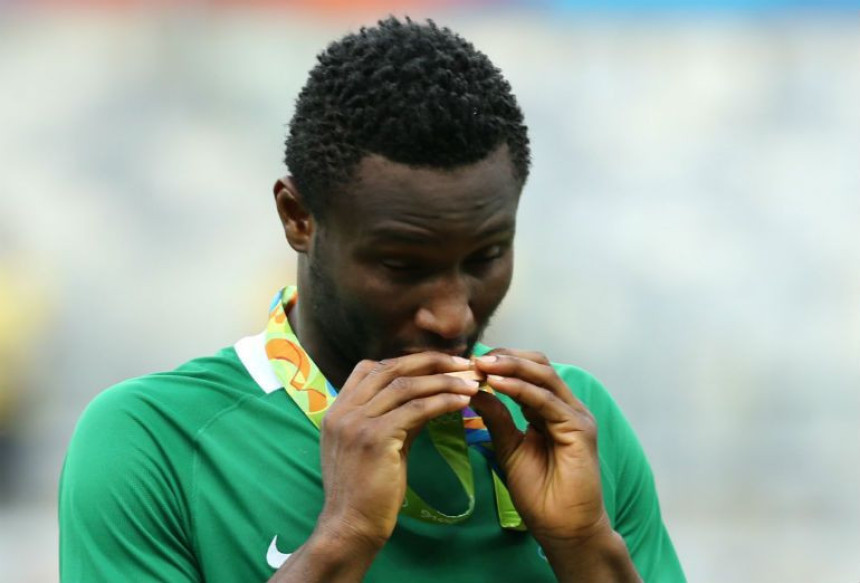 Nigerija pred Srbiju: Ihenačo slomio prst, Mikel u Kini, Etebo u Španiji!