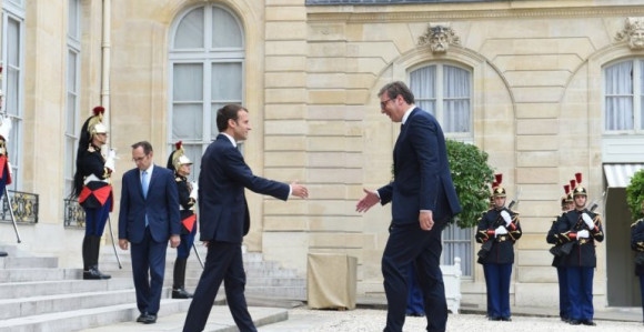 Макрон у јулу долази у Београд