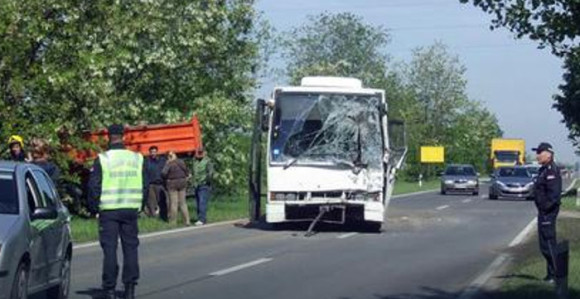 Kovin: 20 povrijeđeno, od toga 10 djece