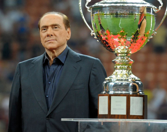 Berluskoni prodao Milan Kinezima!
