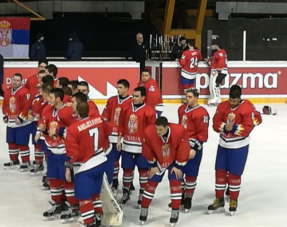 Prvi poraz hokejaša Srbije na SP-u