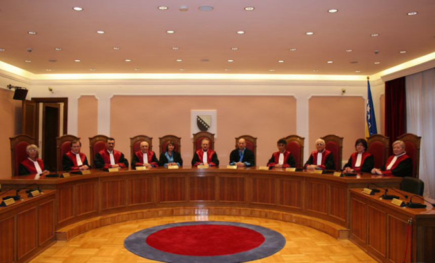 Стране судије и даље у Уставном суду БиХ
