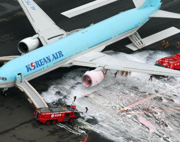 Nova drama: U Tokiju hitno evakuisan avion