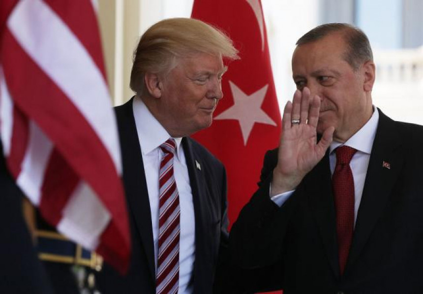  Ердоган и Трамп тешки гости за ЕУ 