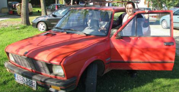 Baka vozi ''juga'' u devedesetoj