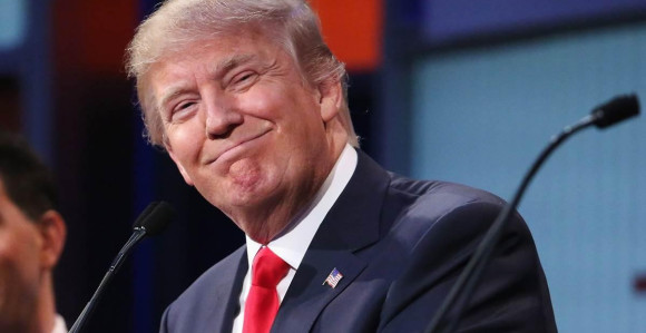 Трамп задовољан првом турнејом