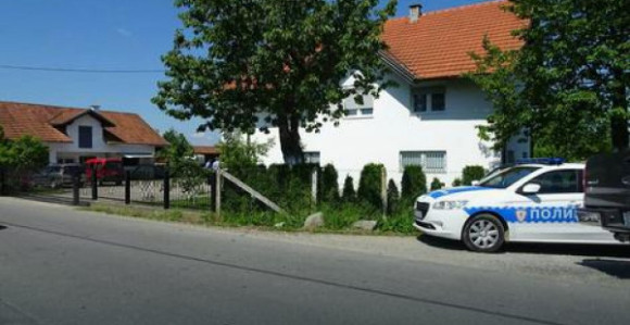 Ubijeni muška i ženska osoba 