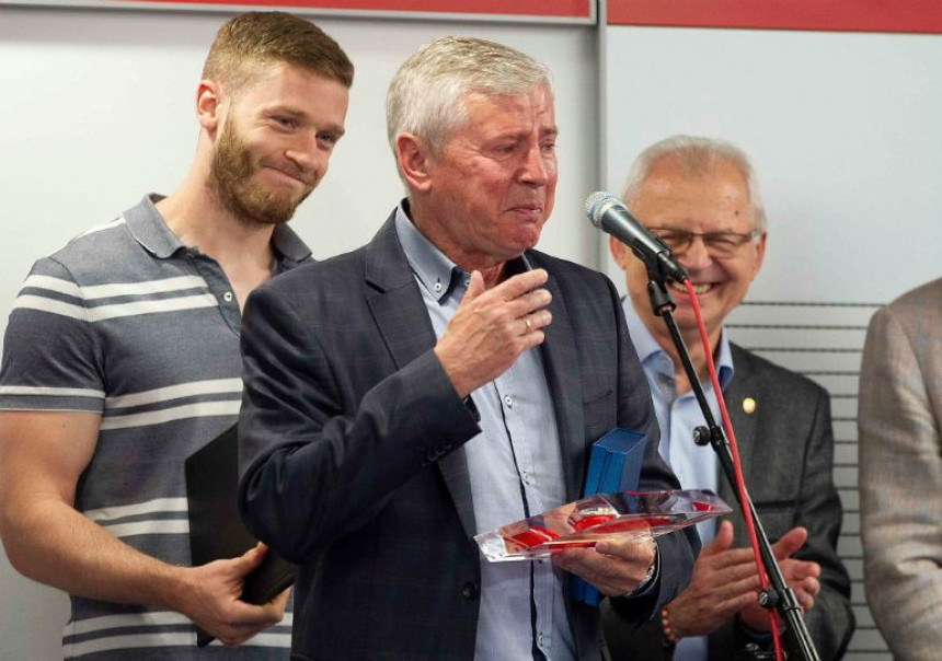 Video: Pižonove suze na jubileju prvog velikog finala!