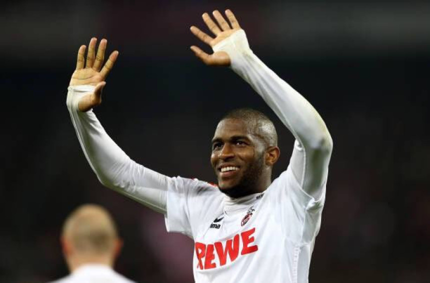 Da se smrzneš koliko para može da zaradi! 