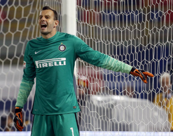 Inter tjera Samira Handanovića?!