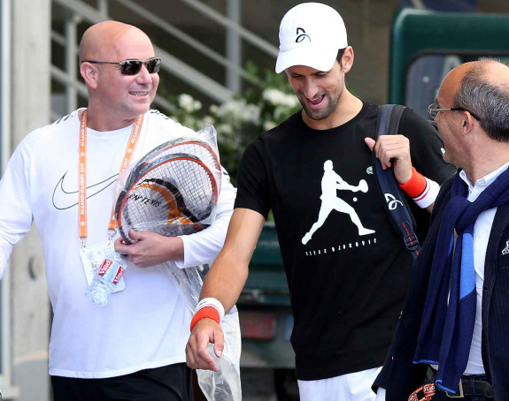Novak: Agasi će ostati uz mene koliko osjeća da treba