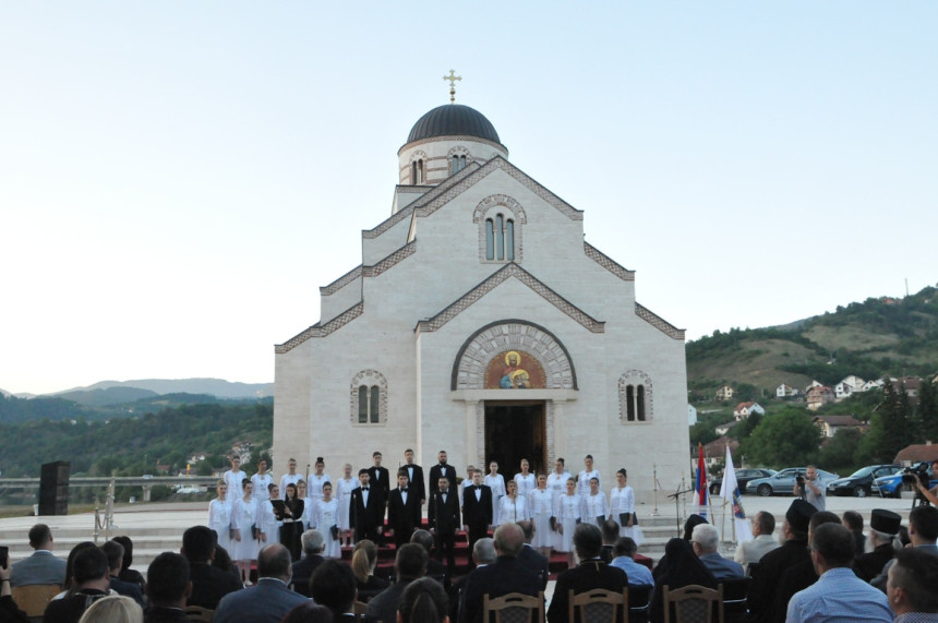 SPC: 800 godina autokefalnosti