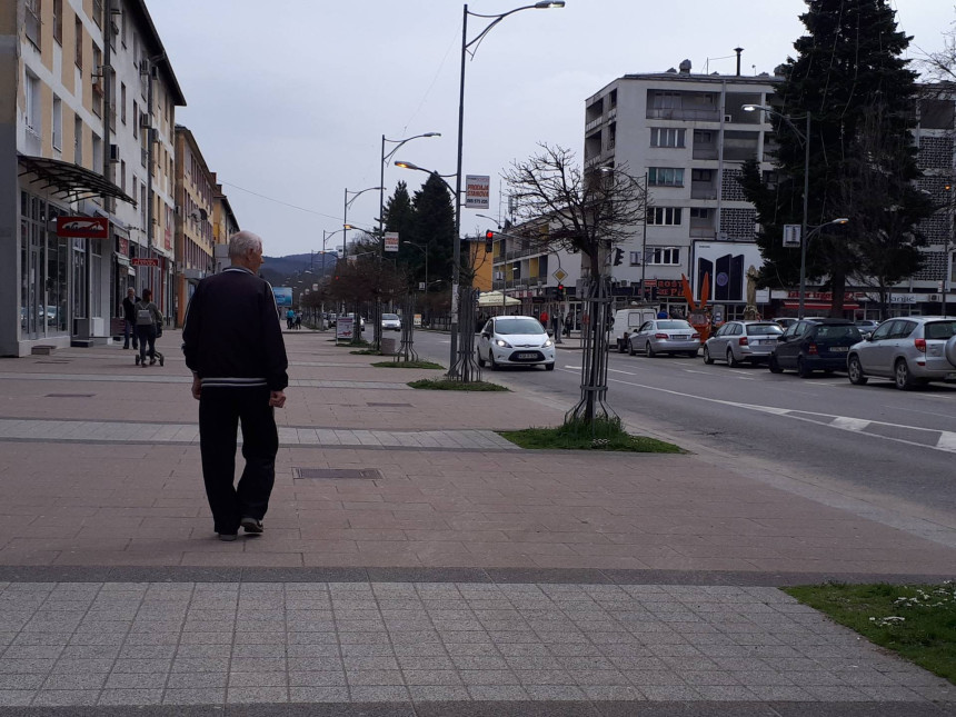 Preminuo nakon pada sa bandere