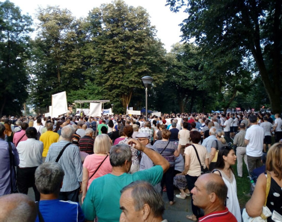 Protest: Teroru će doći kraj!